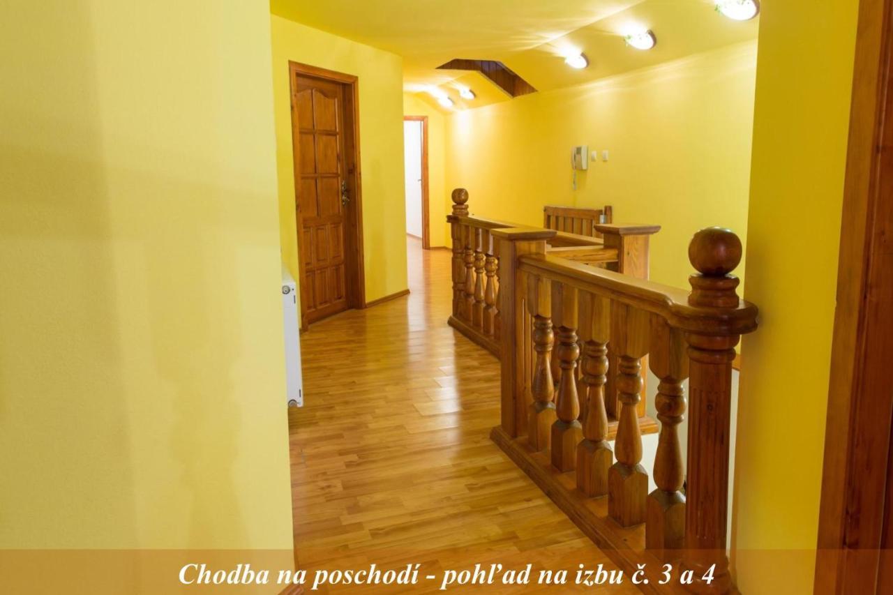 Ubytovanie Adina Poltar Exterior foto