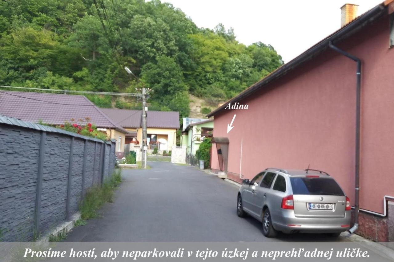 Ubytovanie Adina Poltar Exterior foto